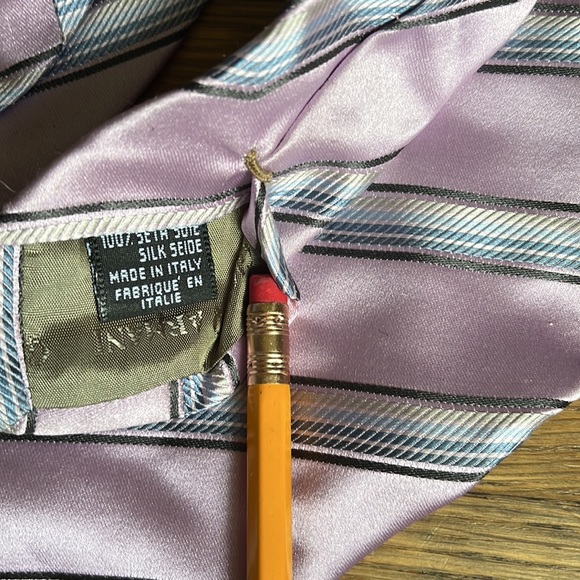 Giorgio Armani Silk Tie - Picture 5 of 8